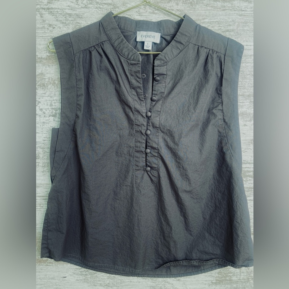 Evereve small Gray Cotton Poplin Top Half Button Front Bishop Collar Sleeveless